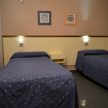 Hotel Velilla فيليّا ذي سان أنتون المظهر الخارجي الصورة