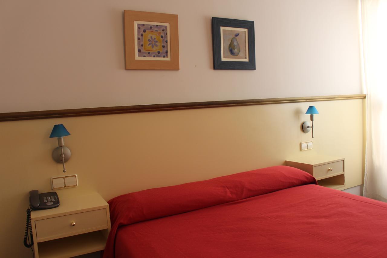 Hotel Velilla فيليّا ذي سان أنتون المظهر الخارجي الصورة
