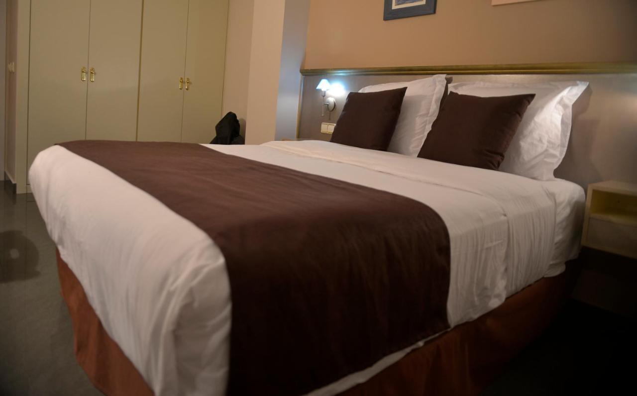 Hotel Velilla فيليّا ذي سان أنتون المظهر الخارجي الصورة